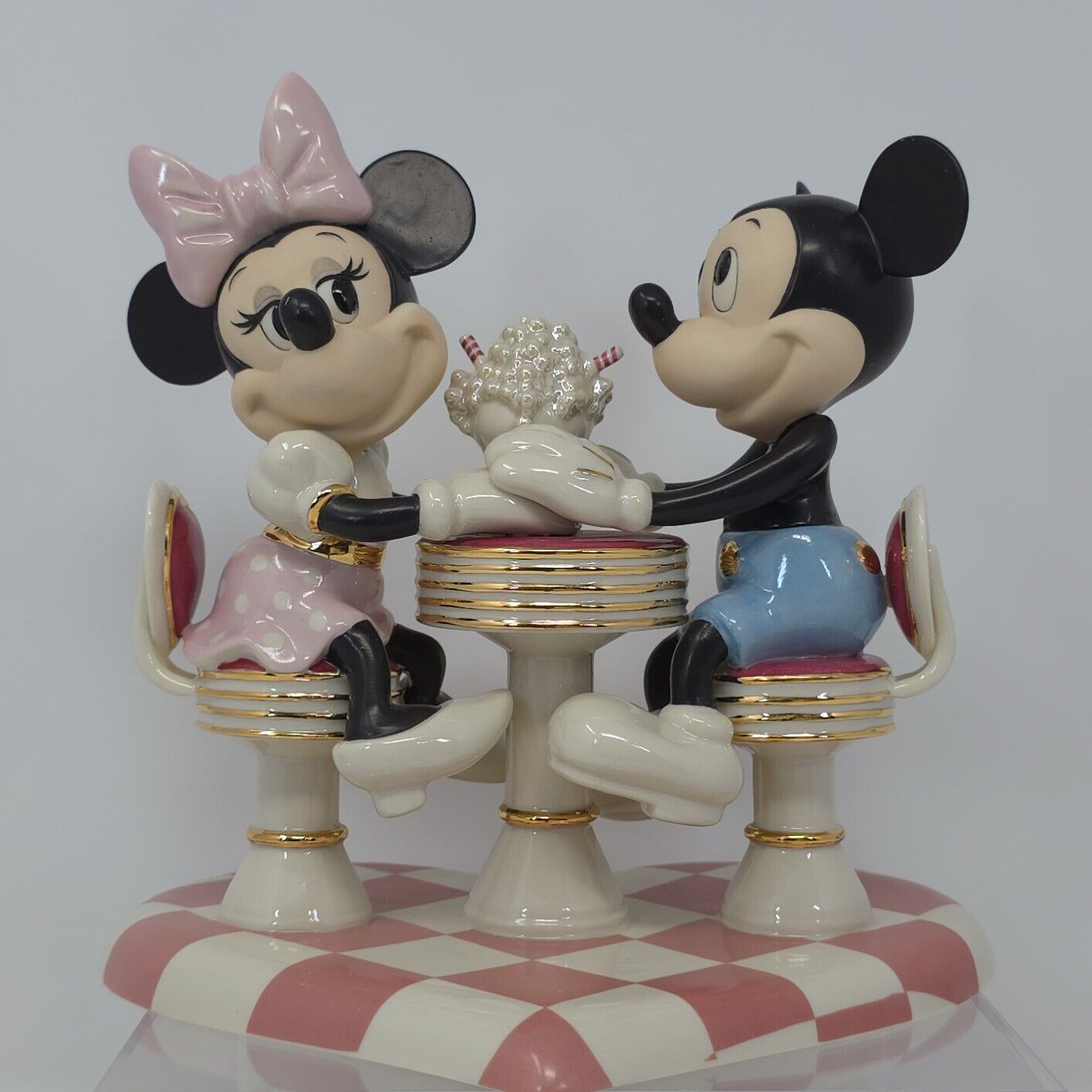 Disney Mickey's Soda Shop Sweetheart Lenox Figurine Minnie Mouse w/ Box EUC