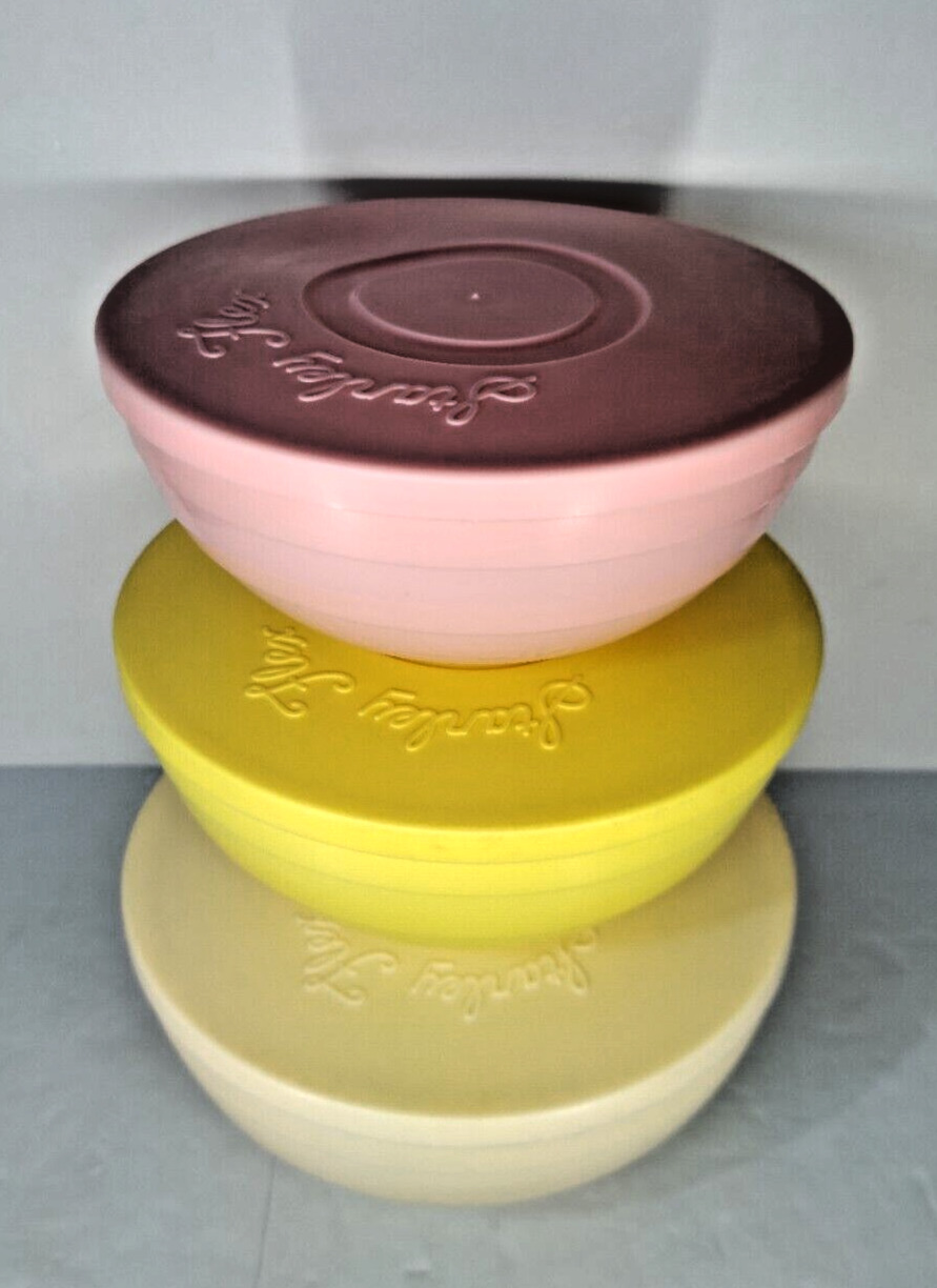 1950s Stanley Flex Mixing/Storage Bowls Set of 3 w/Lids: Cream Yellow Pink VGC