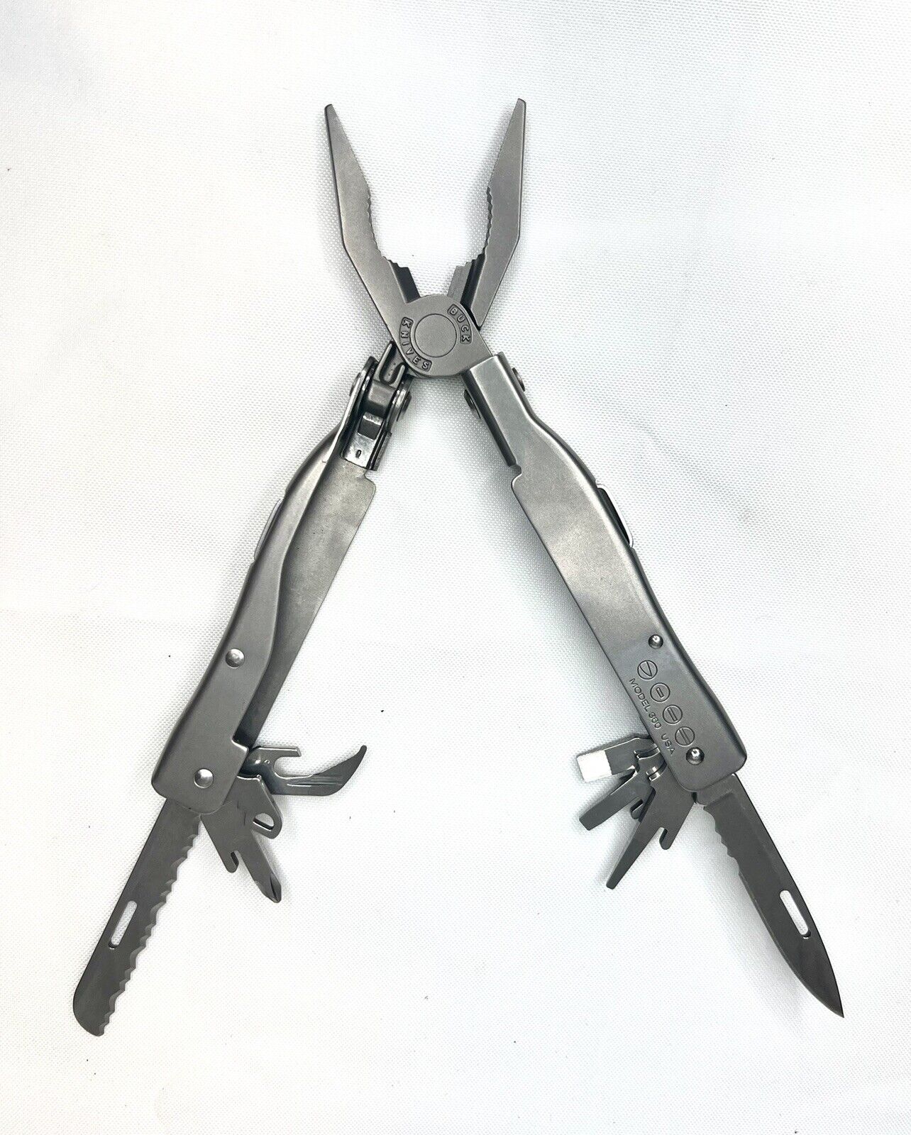 Buck Knives Bucktool USA w/ Nylon Sheath New Multiple Tools and Uses