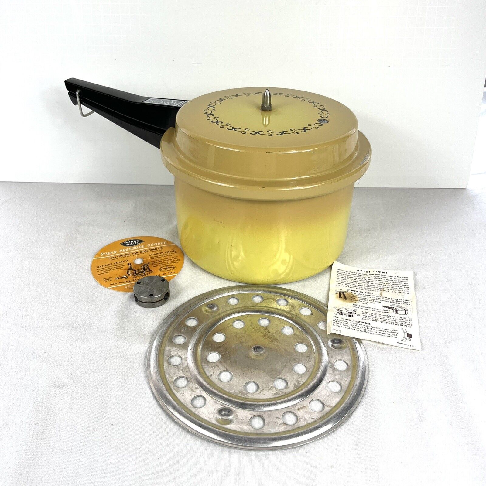 Mirro Matic Pressure Cooker 4 Qt Cooking Pot Vintage Aluminum USA Made Yellow