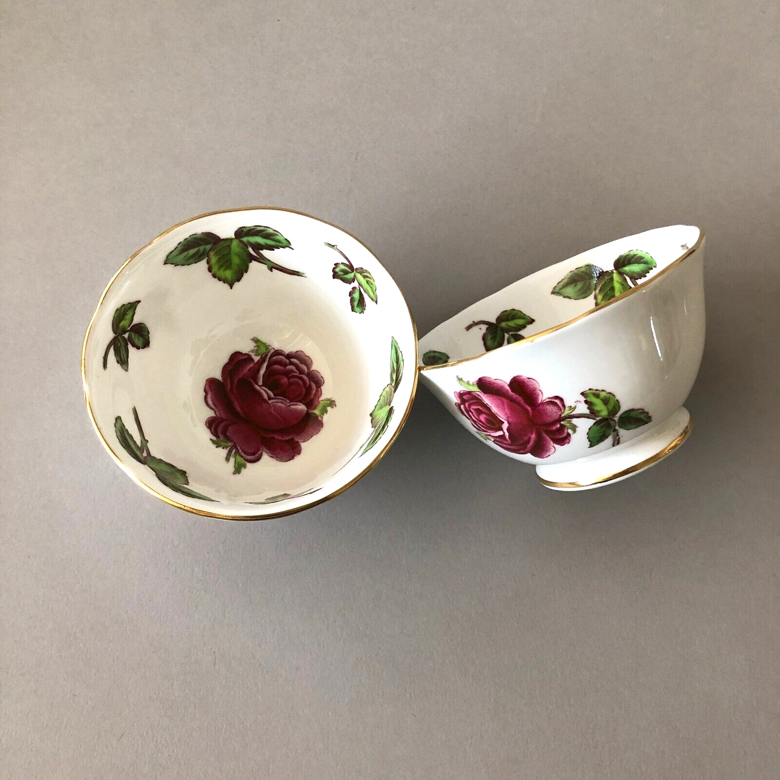 Royal Chelsea, 4193A Rare Pattern, PAIR of Mini Bowls, Red Rose & Gold, England