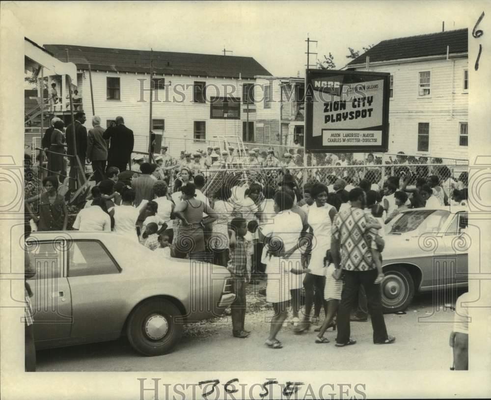 1971 Press Photo Dedication of Zion City Community Playground, New Orleans