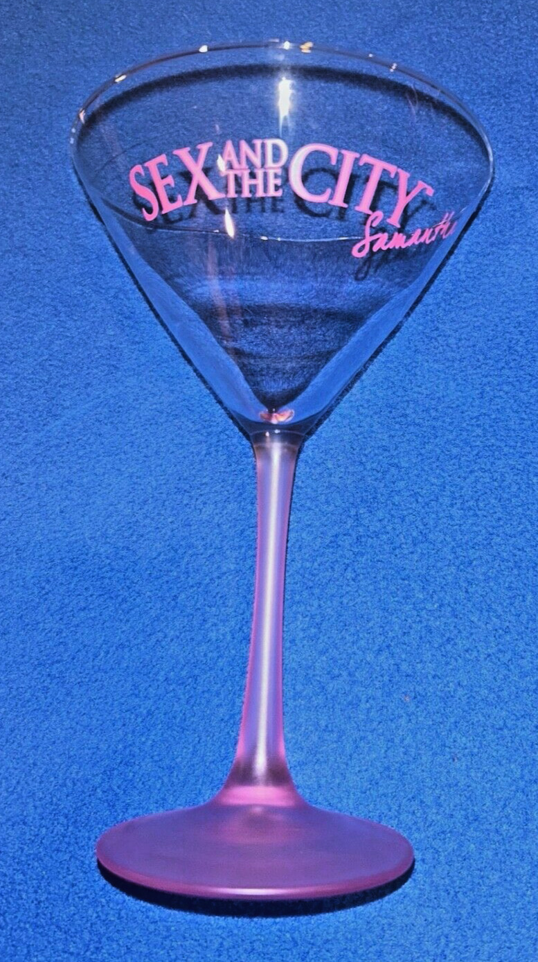 HBO Sex And The City Cosmopolitan Cocktail Glass Barware Samantha Pink Stem