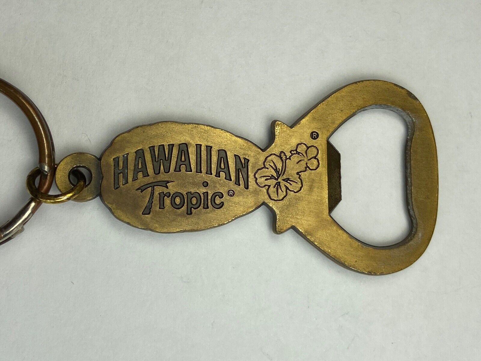 Hawaiian Tropic Pineapple Shaped Metal Bottle Opener / Keychain Rare