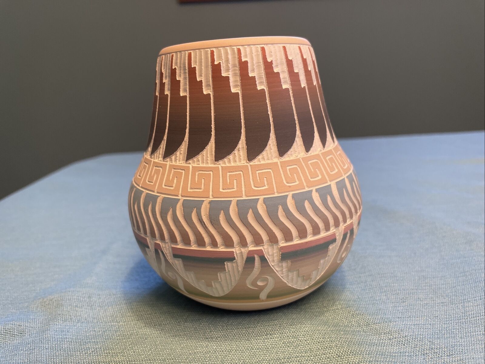 E Whitegoat Signed Navajo Pottery Vase Etched Pink Blue Brown 4-1/4\