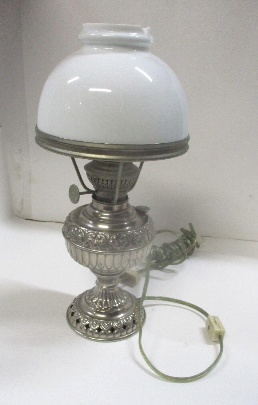 19thC Miller TINY JUNO *Electrified Oil Lamp Junior Size Ornate Victorian Brass