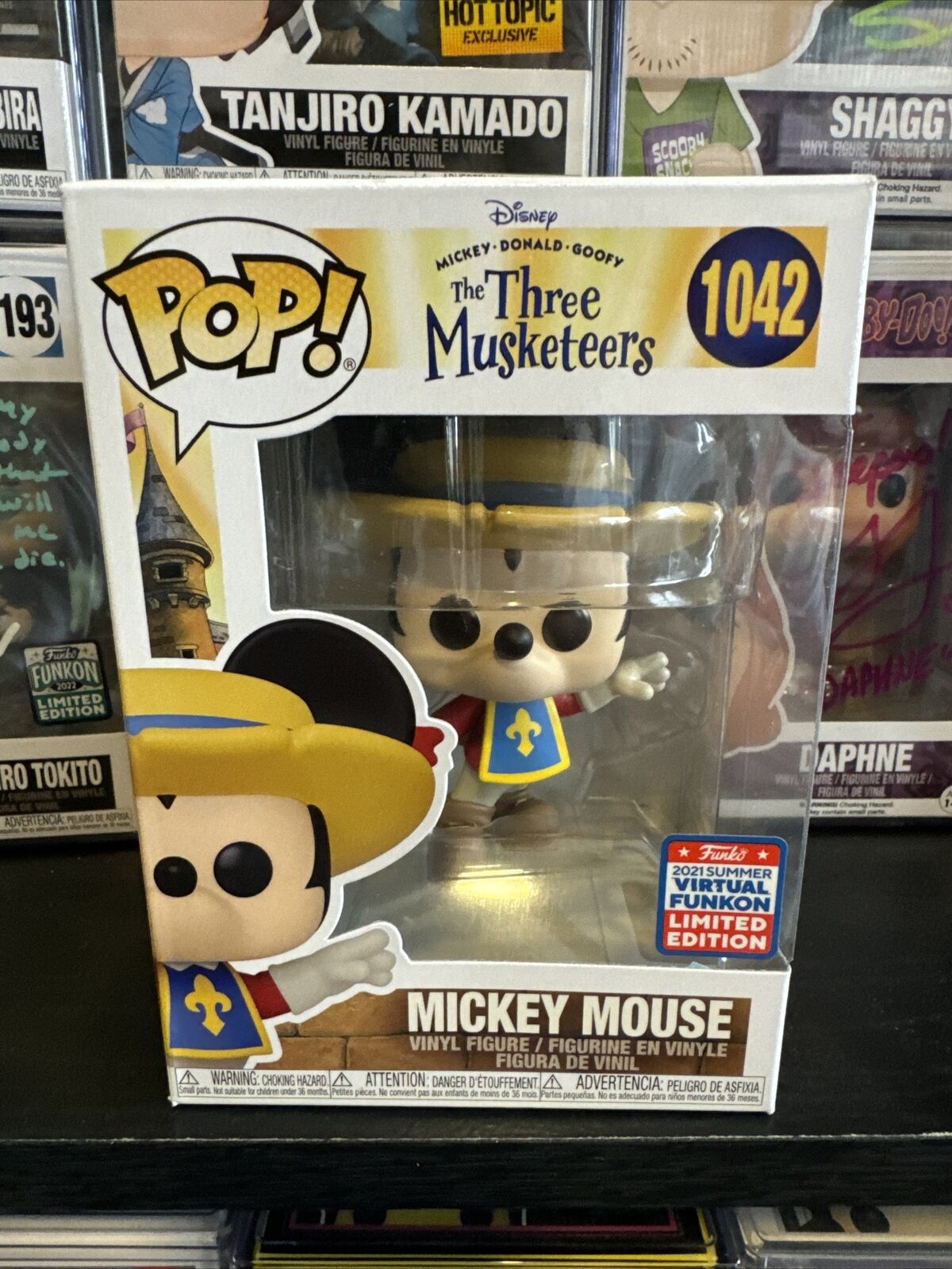 Funko Pop Disney 1042 Mickey Mouse Three Musketeers Funkon Exclusive Sticker