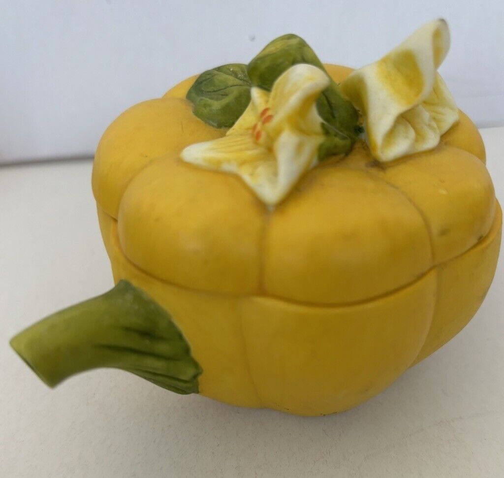 Vtg Avon Seasons Harvest Mini Tea Pot  Pumpkin Squash Yellow Green Flower  Decor