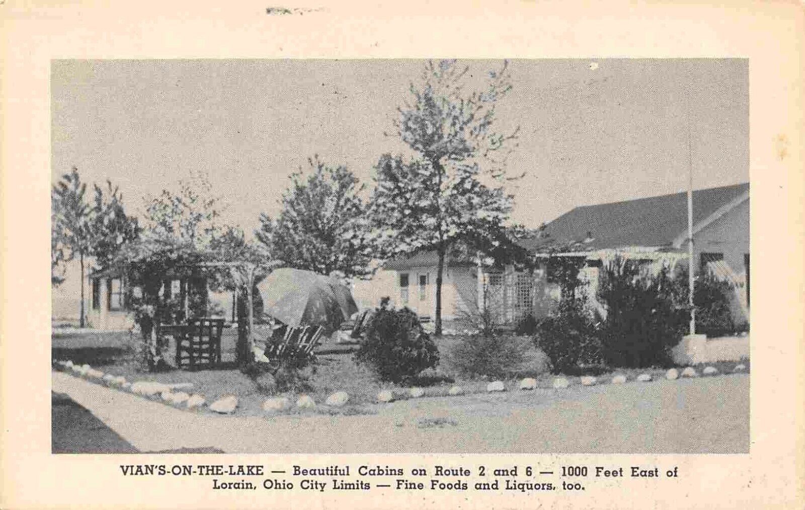 Vian\'s on Lake Erie Cabins Motel Lorain Ohio 1950s postcard