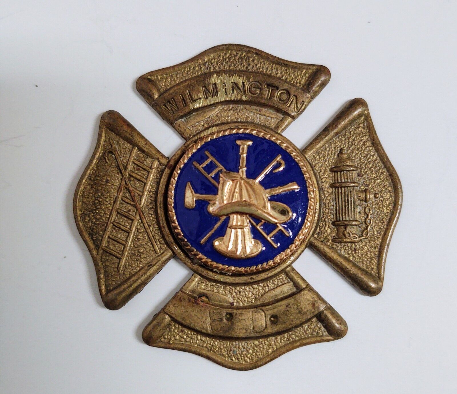Obsolete Vintage Wilmington Fire Department Badge