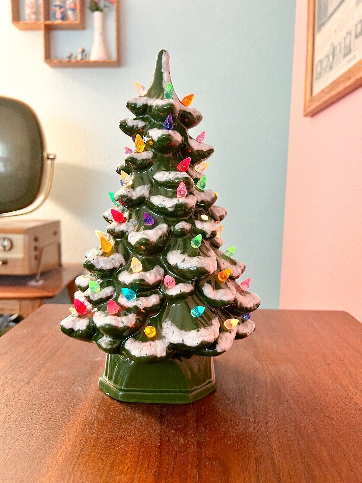 1970s Vintage Ceramic Lighted Christmas Tree
