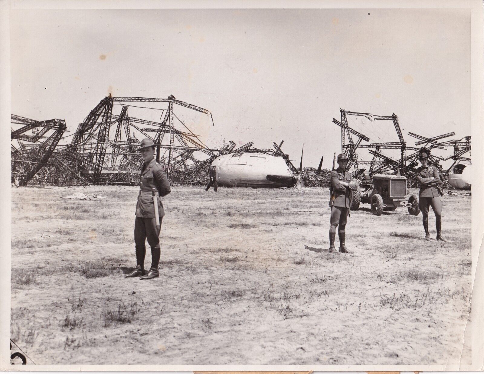 1937 A view of the wrecked Hindenburg Zeppelin Airship in Lakehurst - RARE L206C