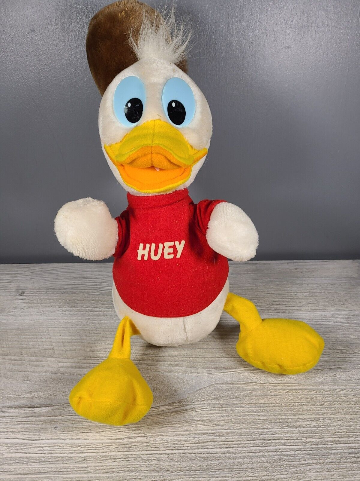 Vintage Ducktales Huey Plush Duck (Disney, Applause) 14\