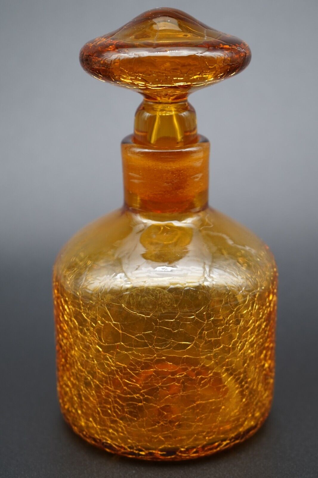 Mid century amber crackle glass decanter w/ stopper
