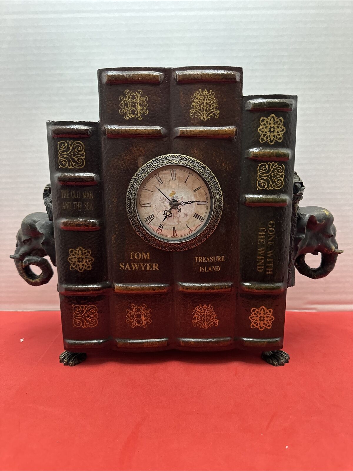 Vintage Replica Book Clock With Book Ends. Hiden Door Storage NOS In Box Quartz