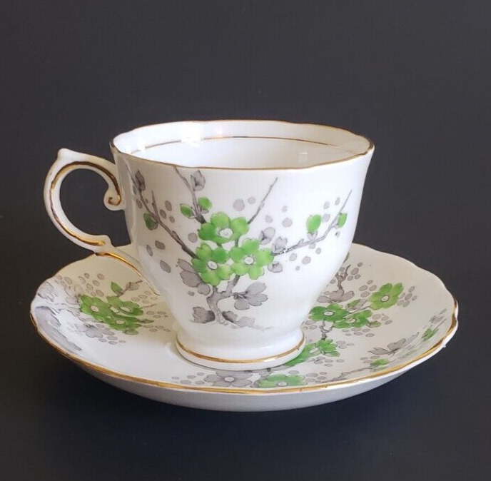 Vintage Tuscan Fine English Bone China Green Blossoms Gold Trim Tea Cup, Saucer