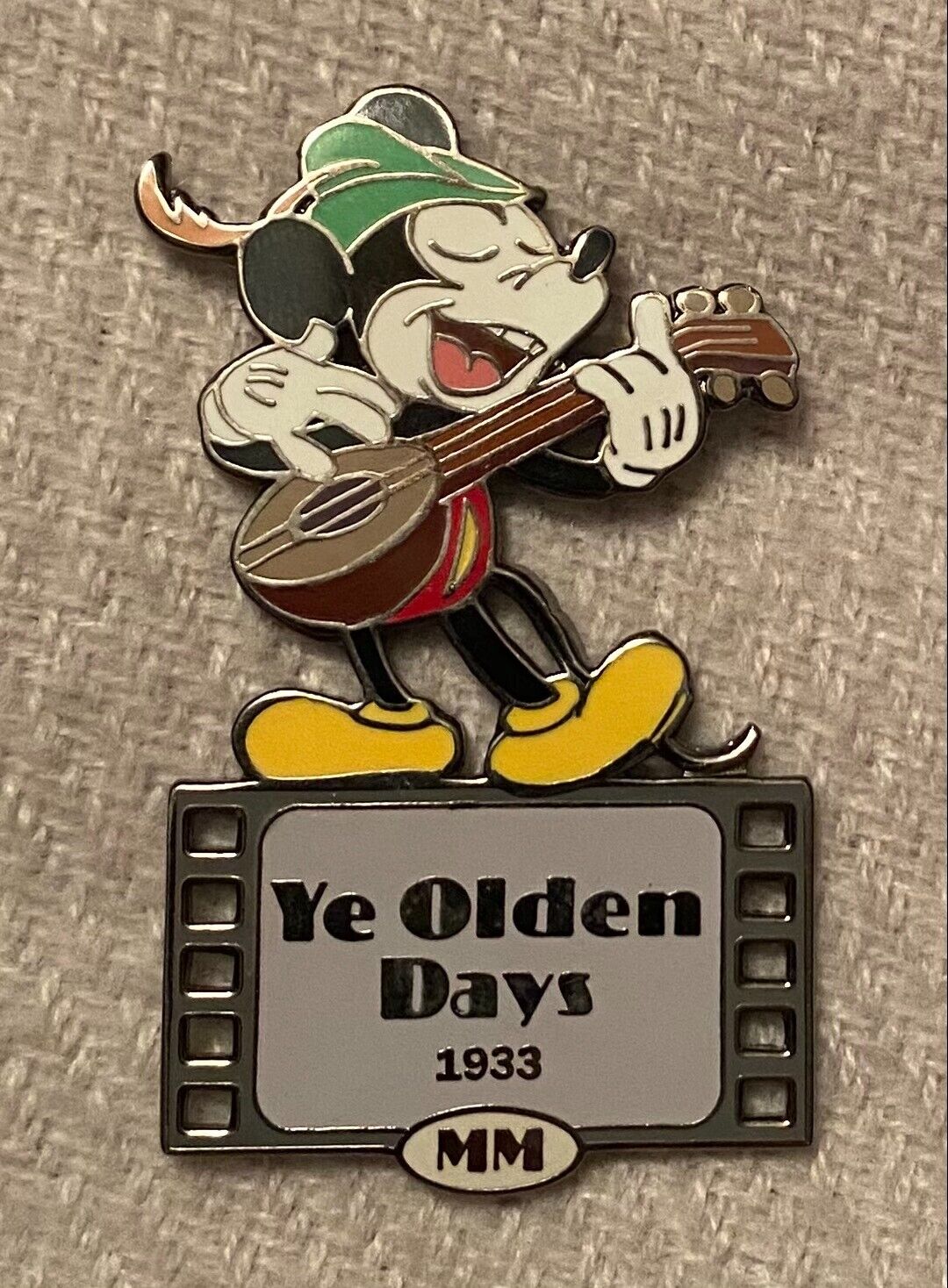 Disney Auctions (P.I.N.S.)-Mickey Mouse Film Roles (Ye Olden Days 1933)-LE 100