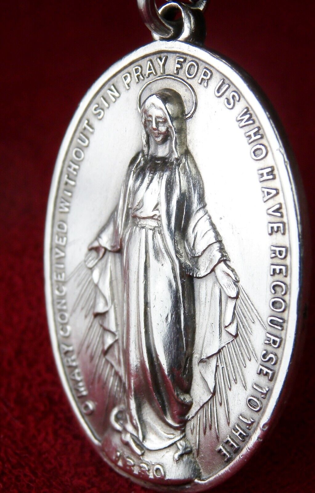 Carmelite Nun Vintage 11GR. Sterling Catherine Labouré Catholic Miraculous Medal