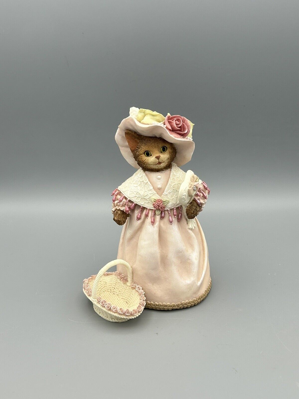 Heather Hykes Button's Victorian Cat Nip Doll Collection Kitty W/Flowers Basket