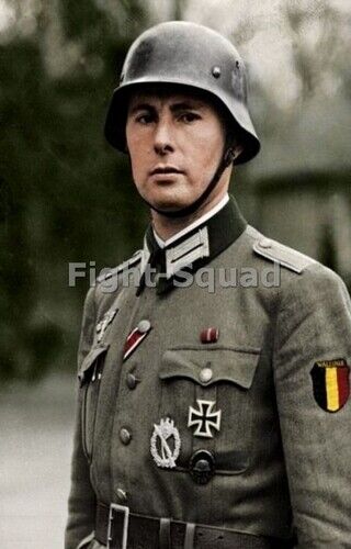 WW2 Picture Photo German Soldier with uniform 3338