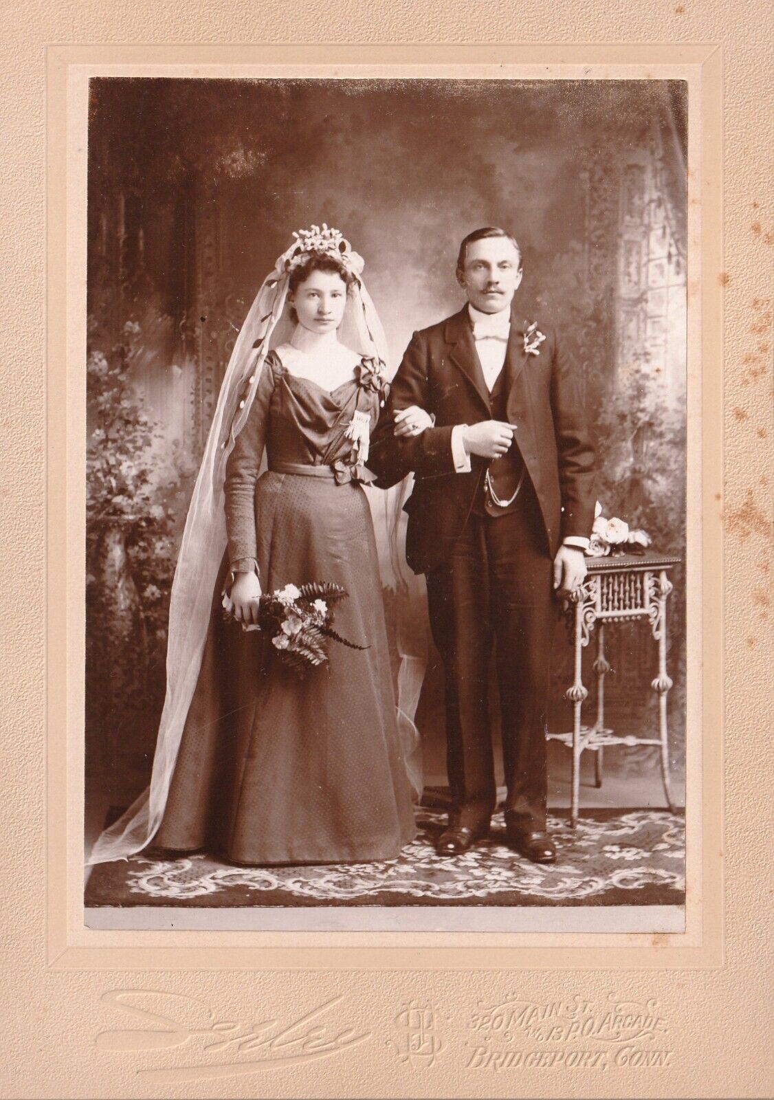 Cabinet Card Photo Young Bride & Groom Dark Dress with Dot Pattern Flowers Conn
