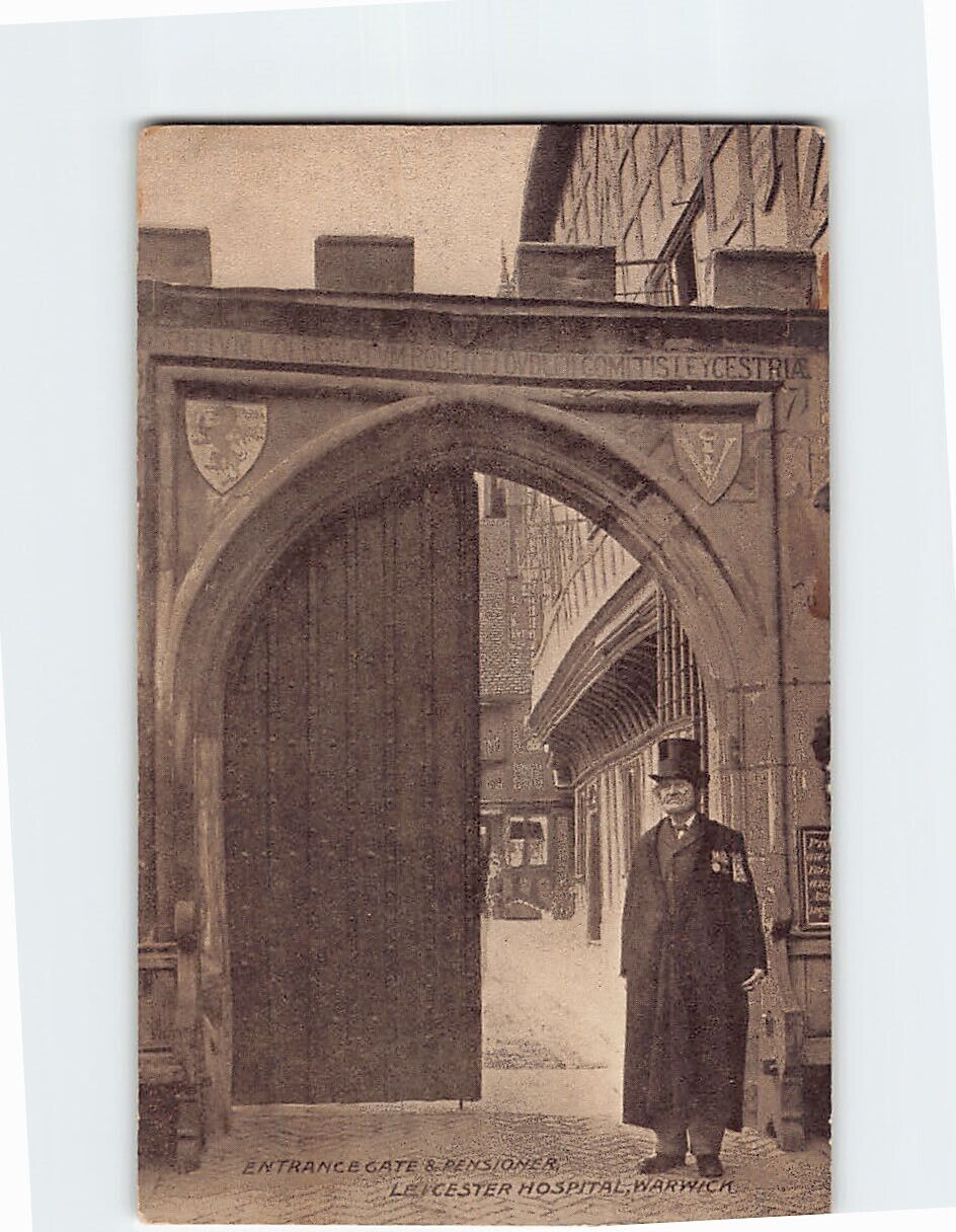 Postcard Entrance Gate & Pensioner Leicester Hospital Warwick England