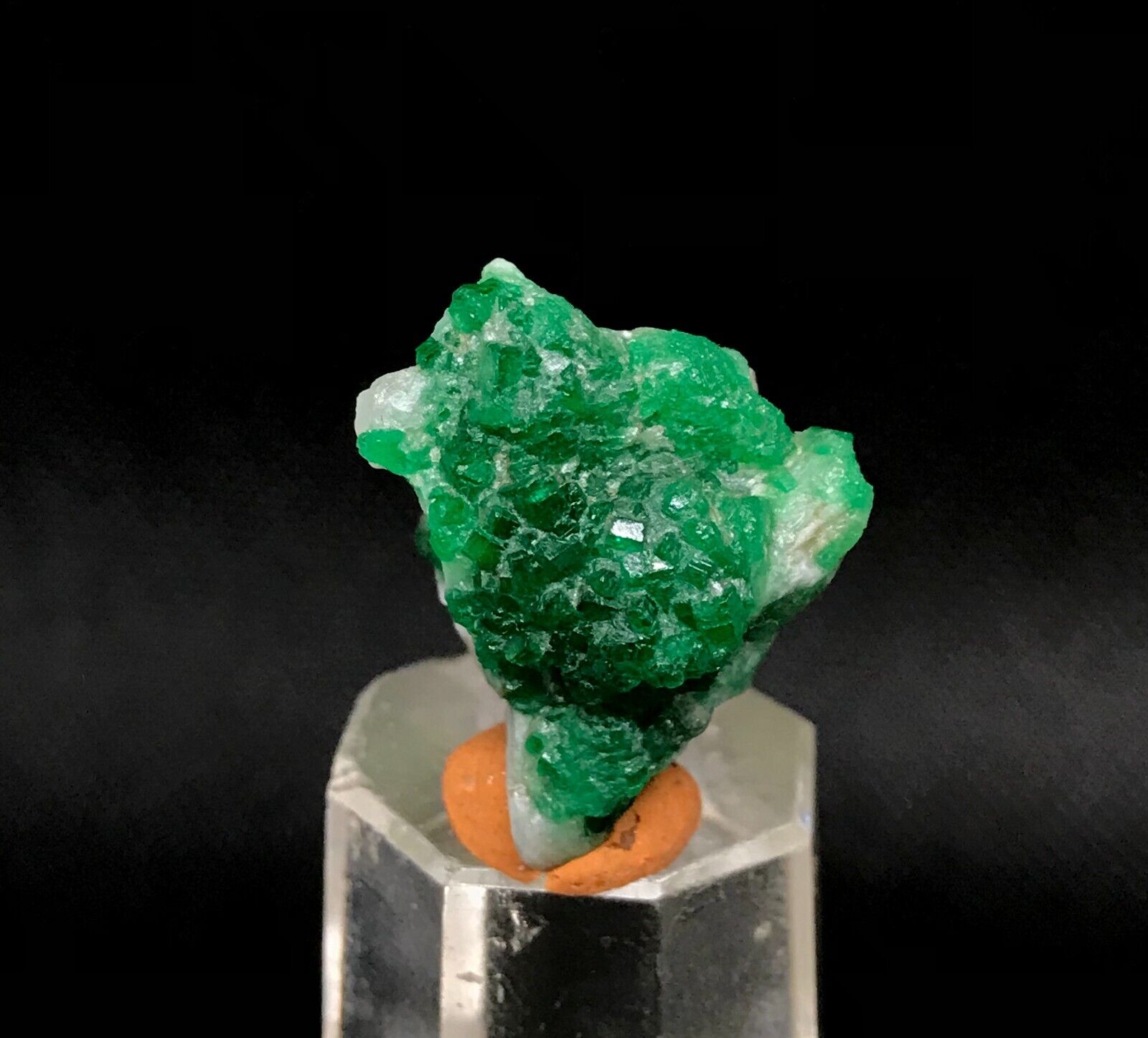 NATURAL TOP QUALITY CRYSTAL TINY EMERALD MINERAL SPECEMIN 35.80CT @SWAT Pakistan