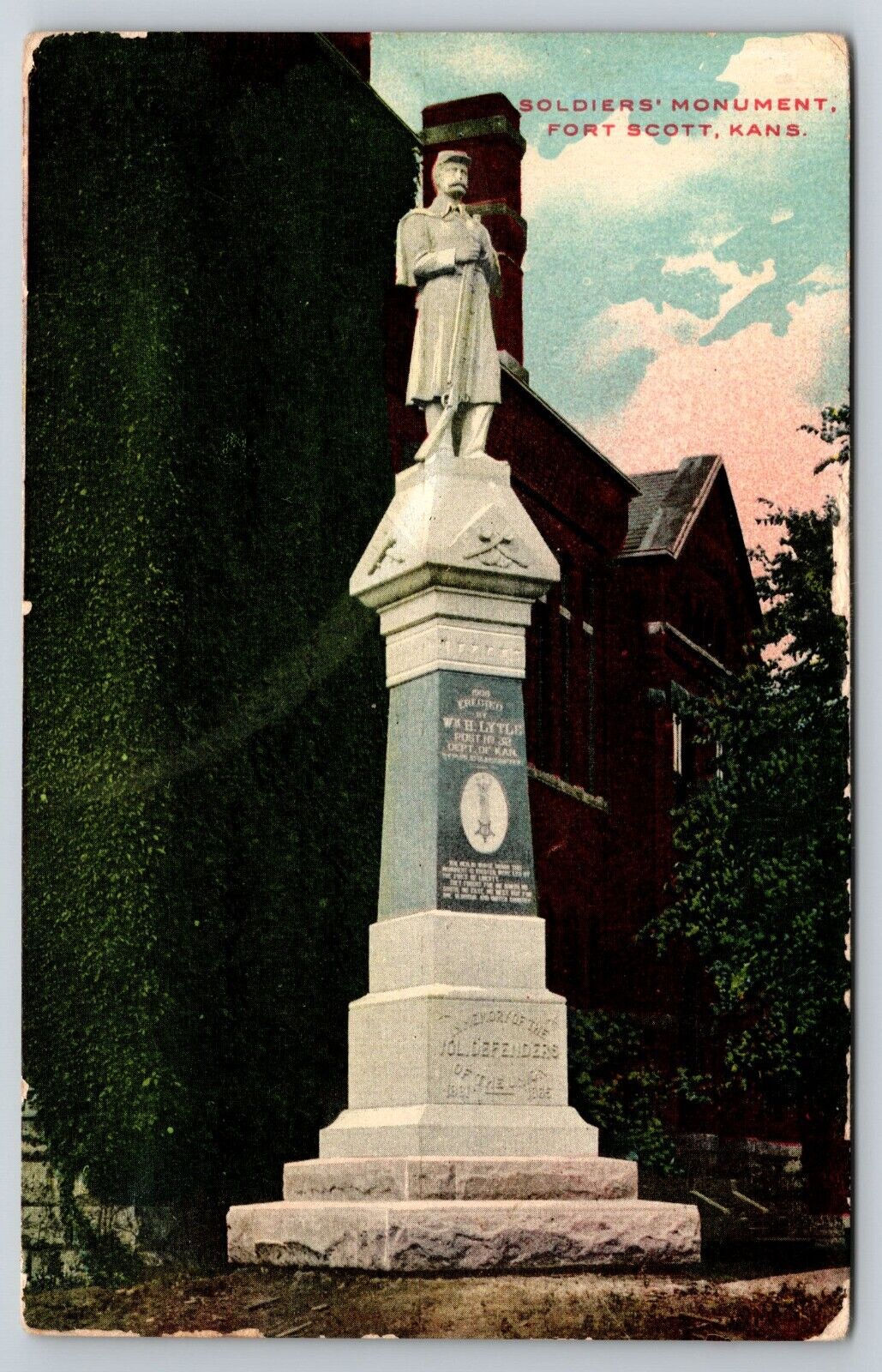 Soldiers Monument, Fort Scott, Kansas c1910 Postcard MON025