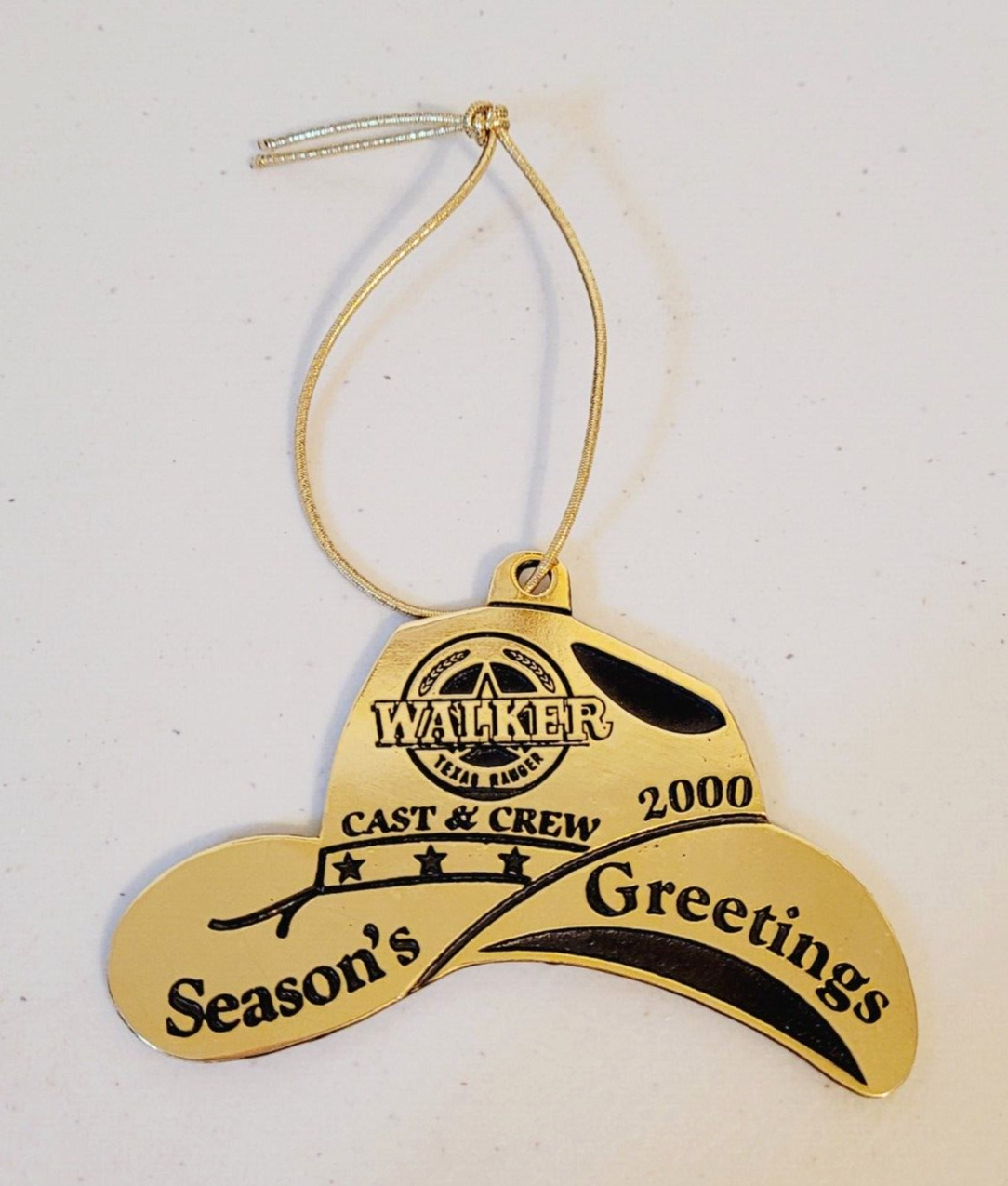 2000 Walker Texas Ranger Cast & Crew Season\'s Greetings Gold Tone Ornament Rare