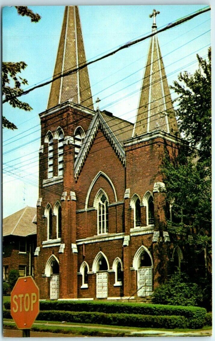 Postcard - Immaculate Conception Catholic Church - Bellevue, Ohio