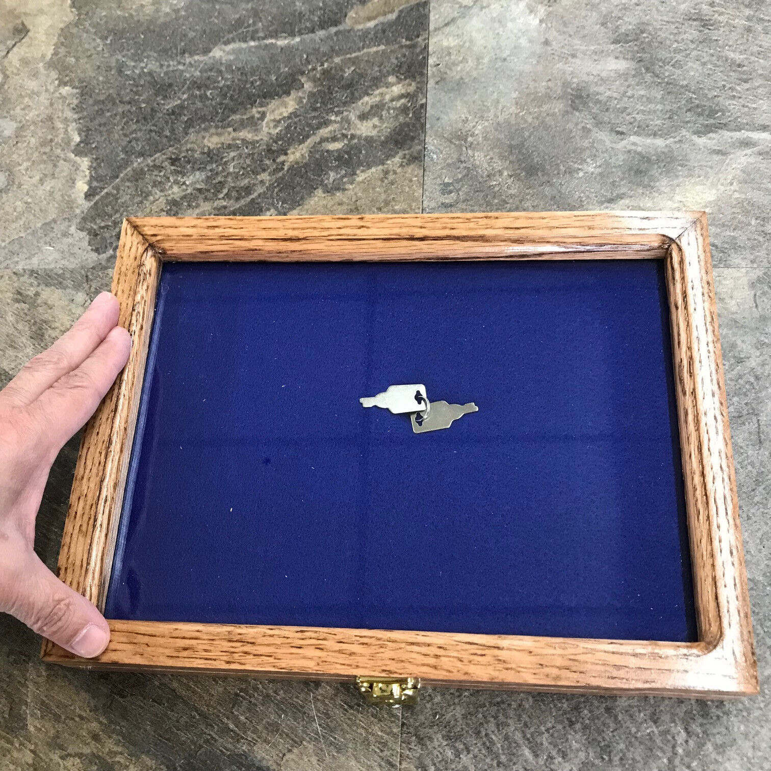 New Small Display Case Locking Wood Brass Glass Arrowheads Medals Trinkets