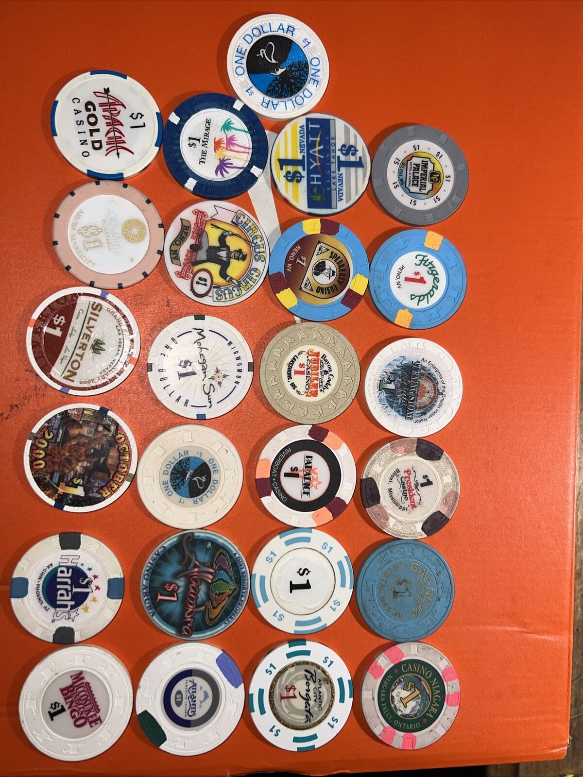 Lot Of 25 Casino Gaming Poker Chips Assorted Locations- Lot B