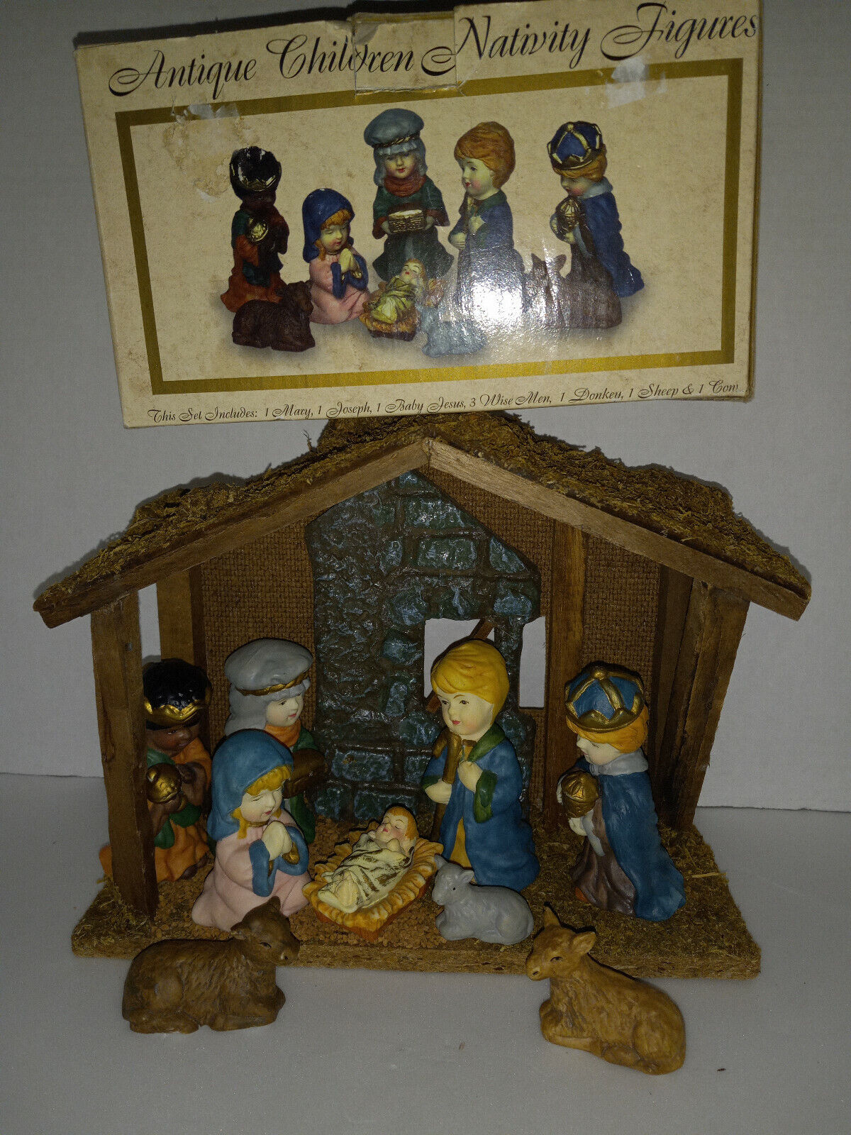 Vtg 1996 Nativity Set 9pc Figures By Seasonal Specialties Co. Plus Wooden STABLE