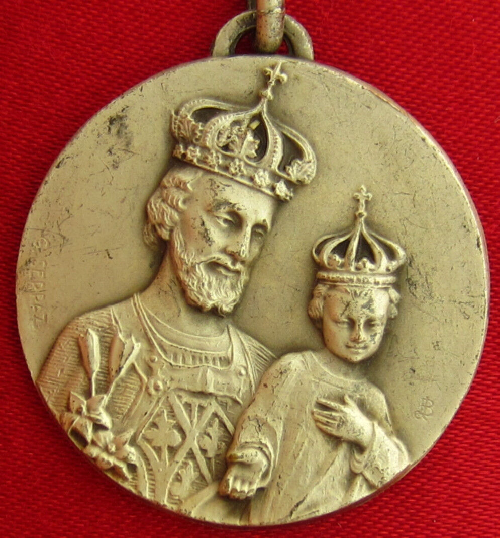 Vintage SAINT JOSEPH JESUS CROWNS Medal SAINT JOSEPH\'S ORATORY Pendant G. SERRAZ