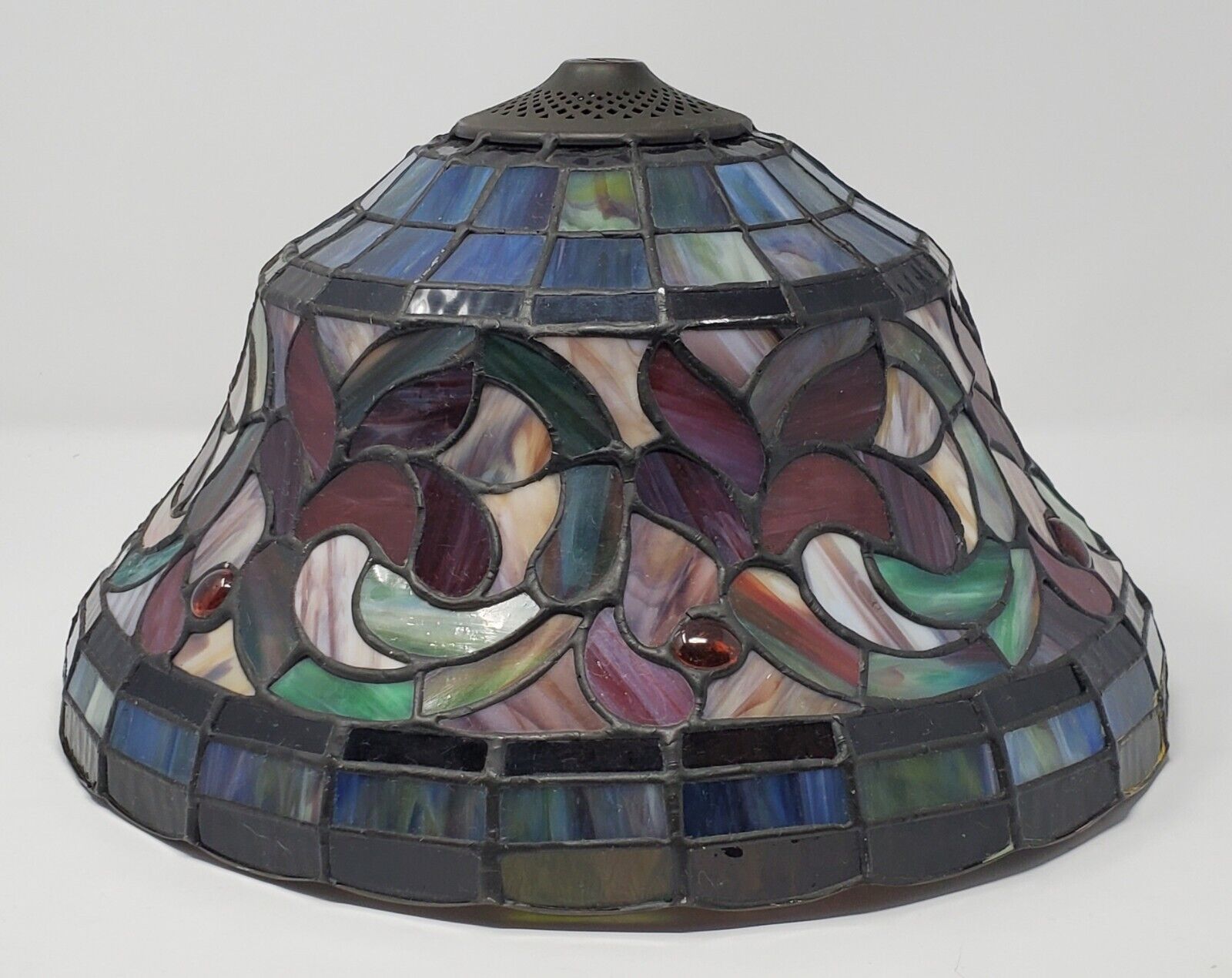 Tiffany Style Stained Glass Lamp Shade Unsigned Excellent Condition & Colors