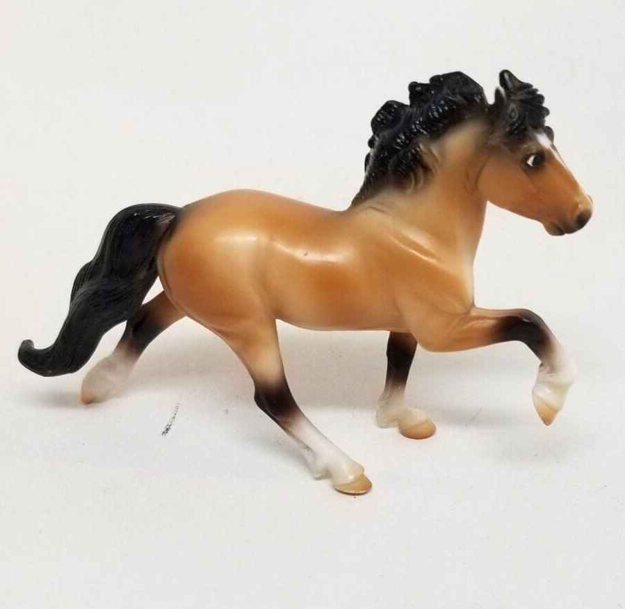 Breyer Reeves Horse Miniature Prancing Stance Tan With Black Mane 3-4 in