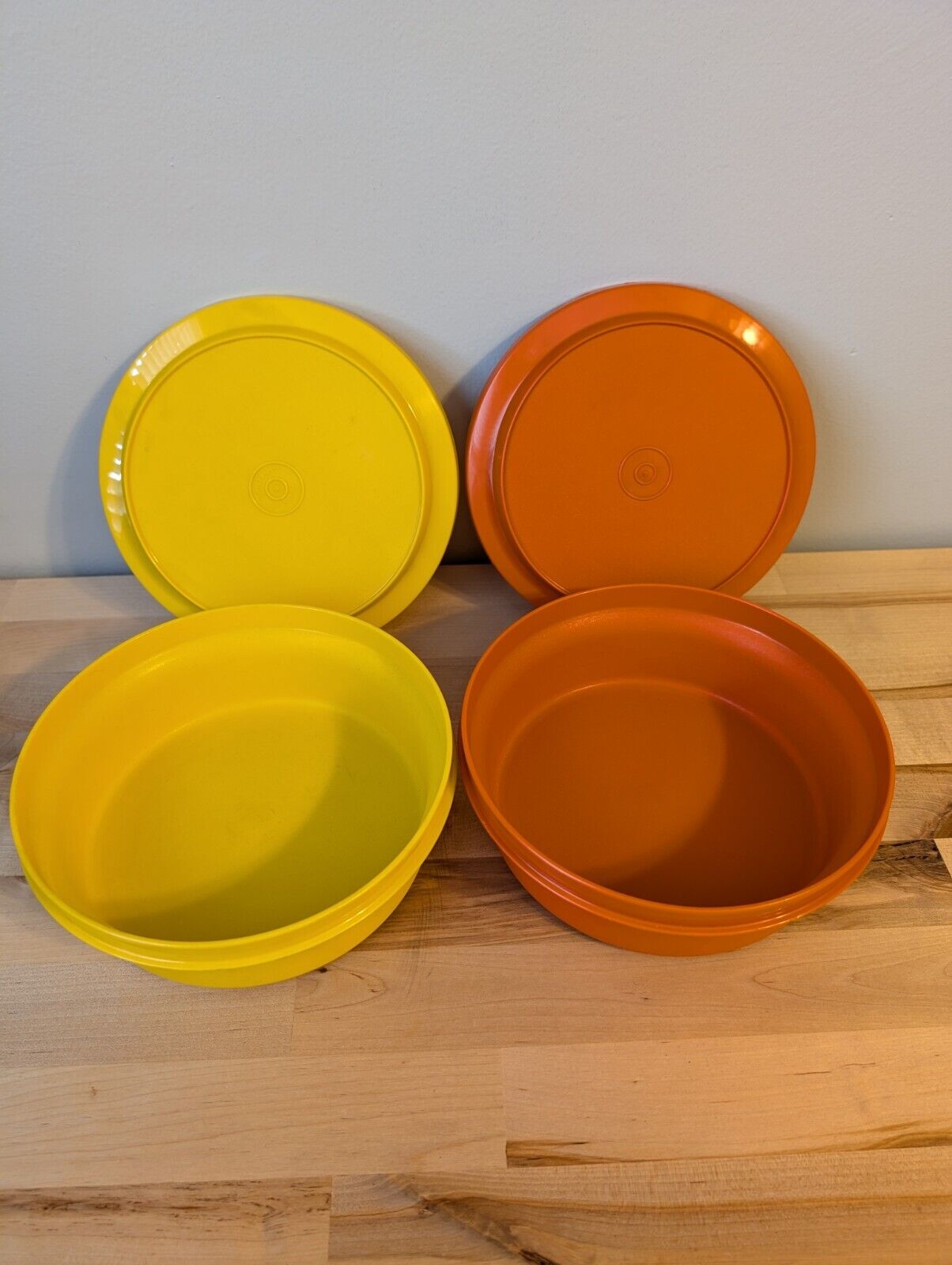 Vintage Tupperware Bowls W/Lids Seal N Serve Orange And Yellow #1253-7/8