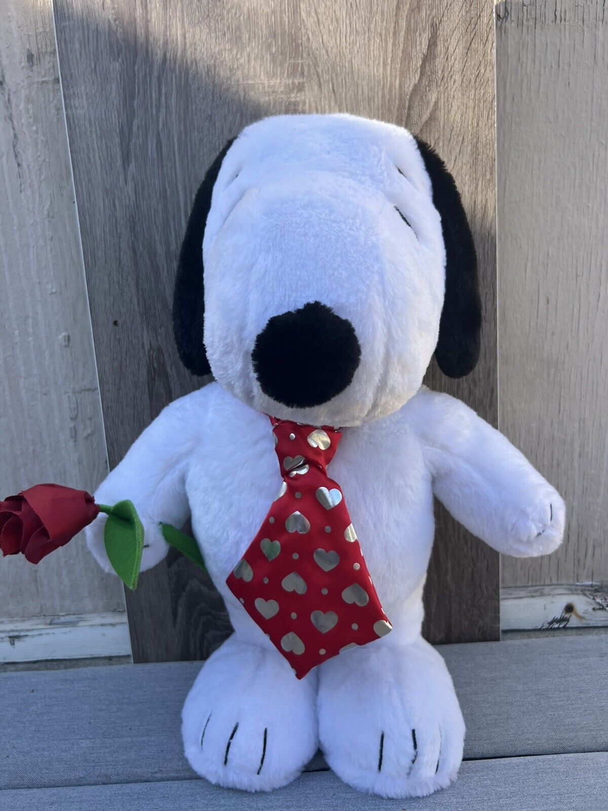 Snoopy Standing Plush Rose Heart Tie Valentine\'s Day For Girlfriend or Boyfriend