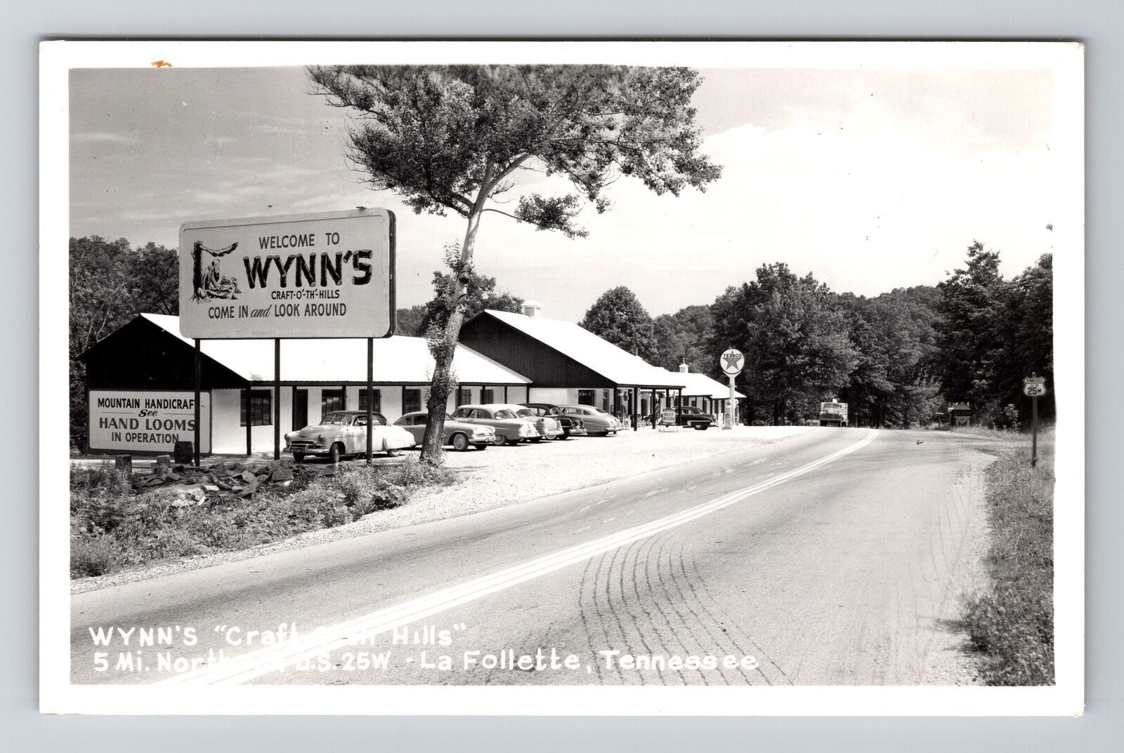 LaFollette TN-Tennessee RPPC, Wynn's Craft Store Texaco, Vintage c1955 Postcard