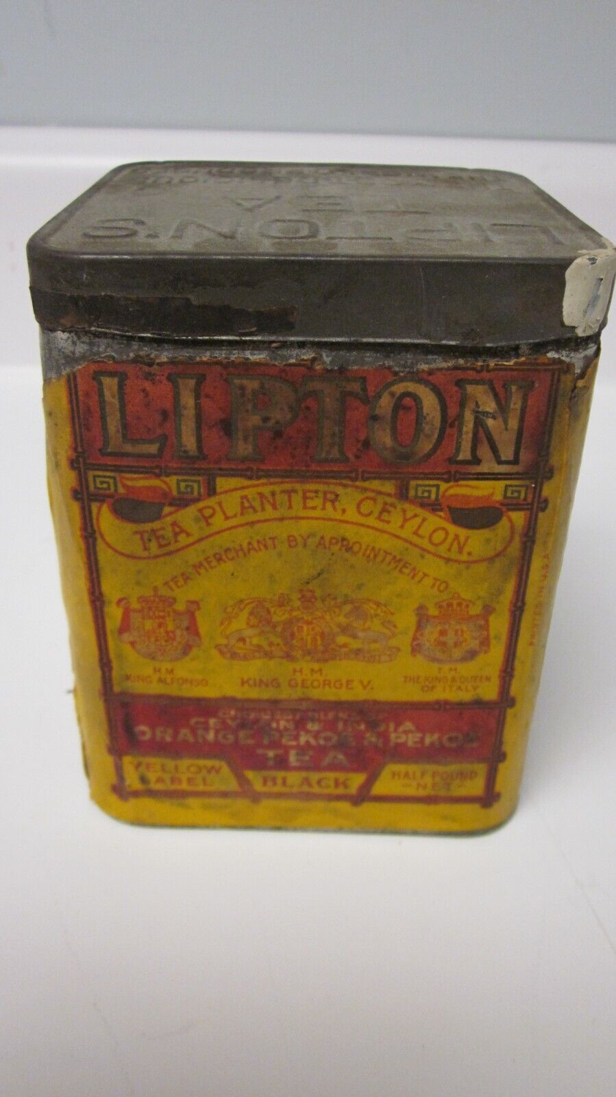 Vintage Lipton Tea Tin, Planter Ceylon, Empty