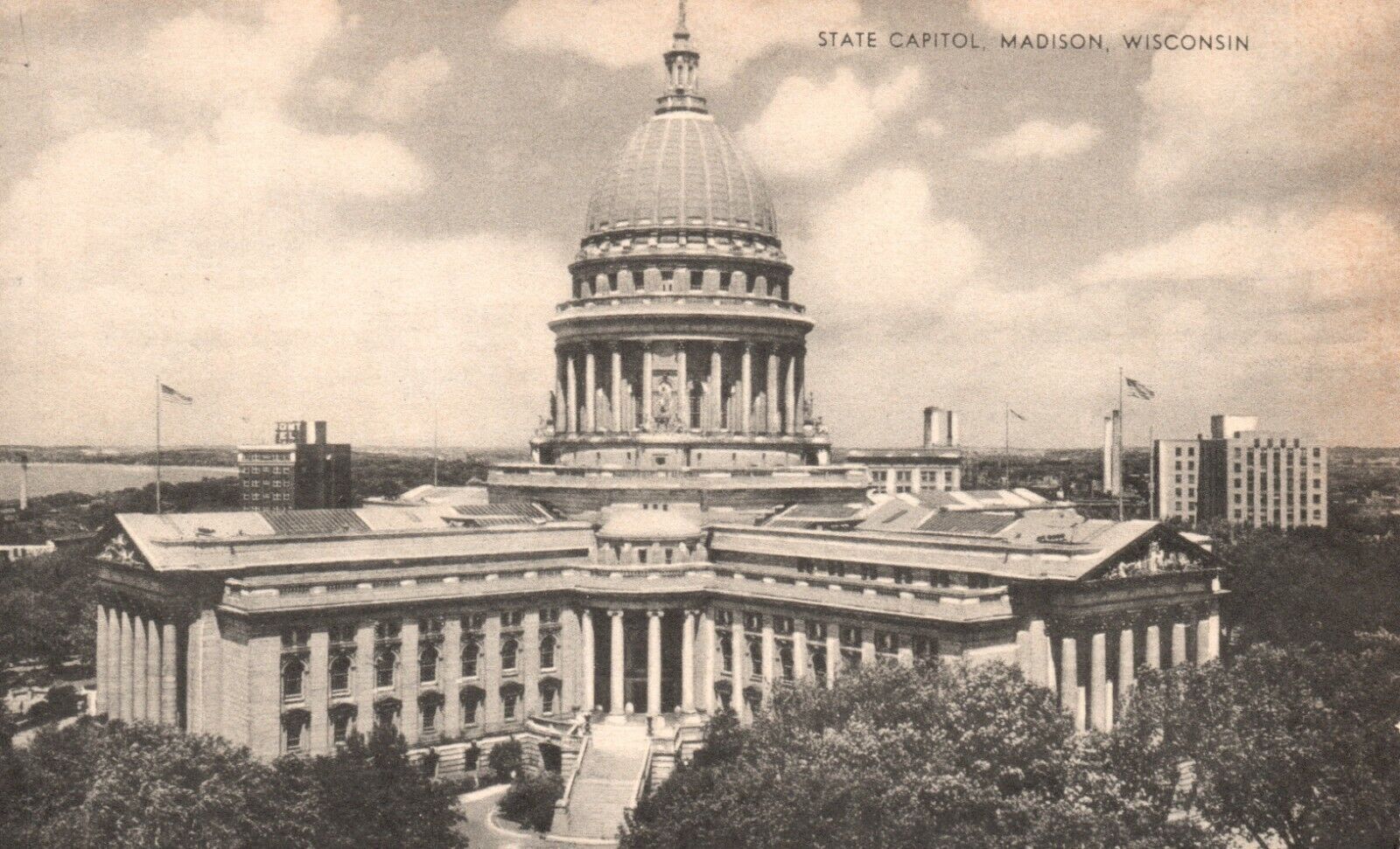 Vintage Postcard 1910\'s State Capital Madison WI Wisconsin Pub. The Mayrose Co.