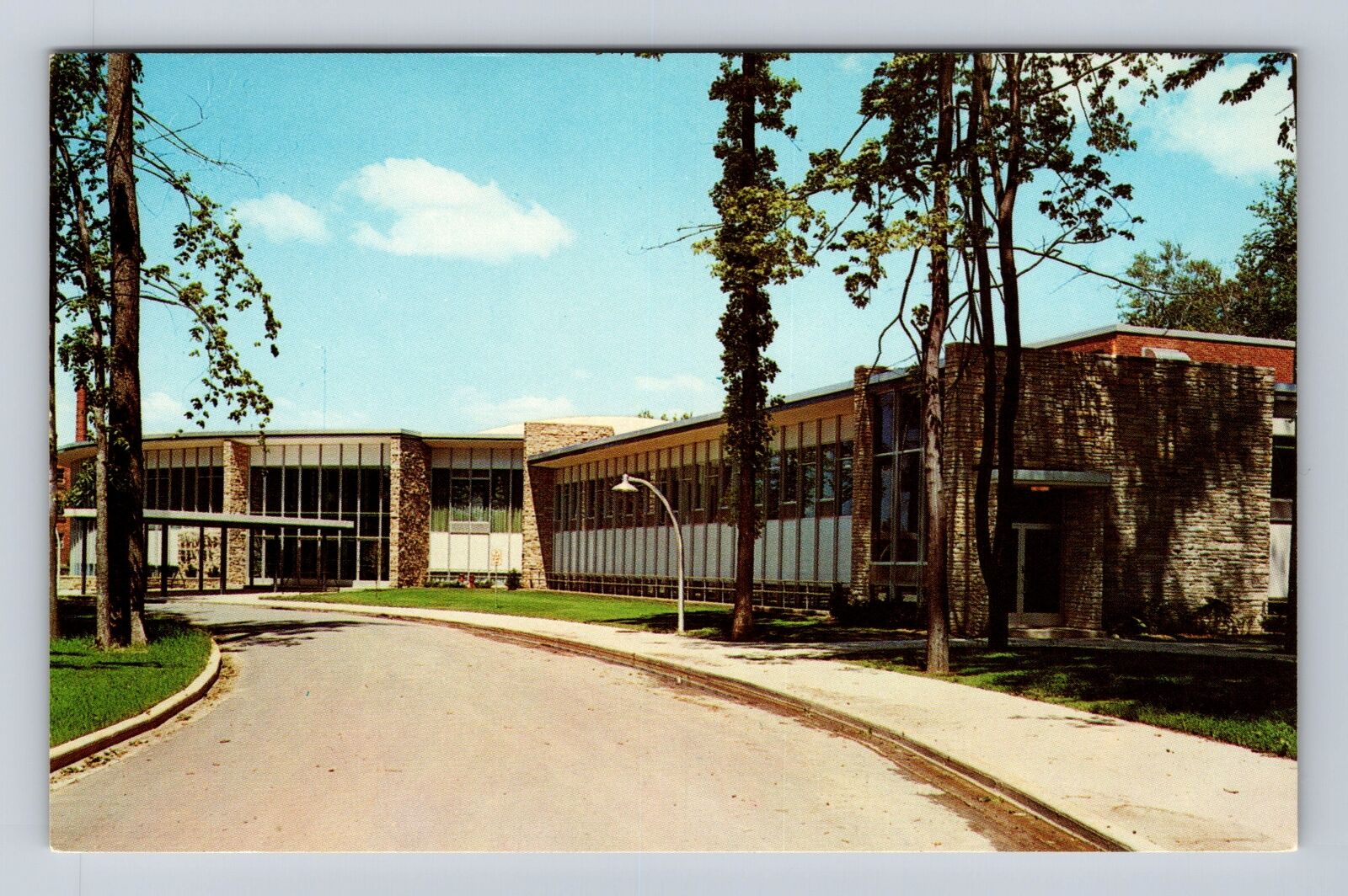 Mt Pleasant MI-Michigan, University Center of Central Michigan, Vintage Postcard
