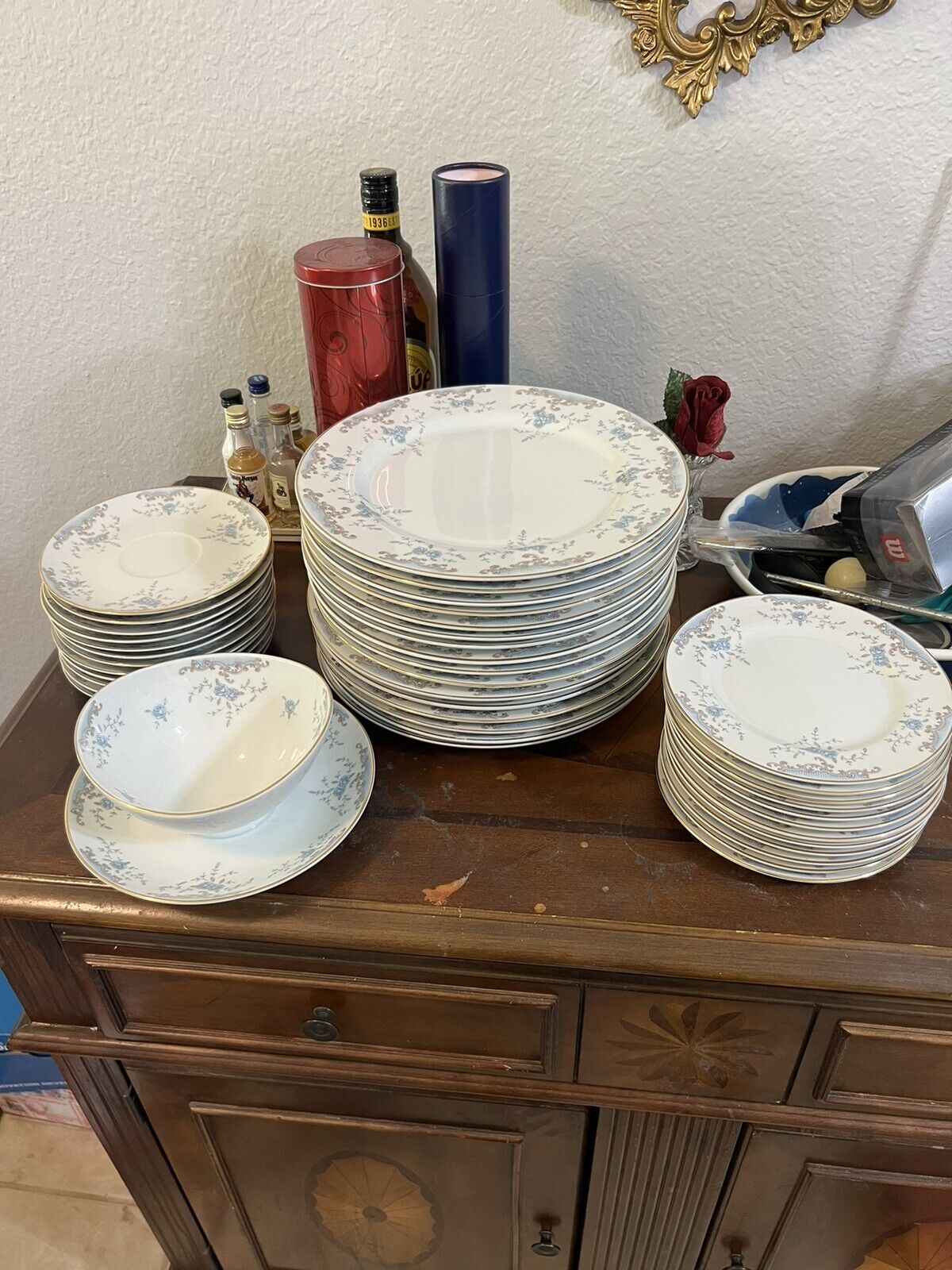 Imperial China Seville By W. Dalton ,  Japan Discontinued. 42 Pieces Total  /