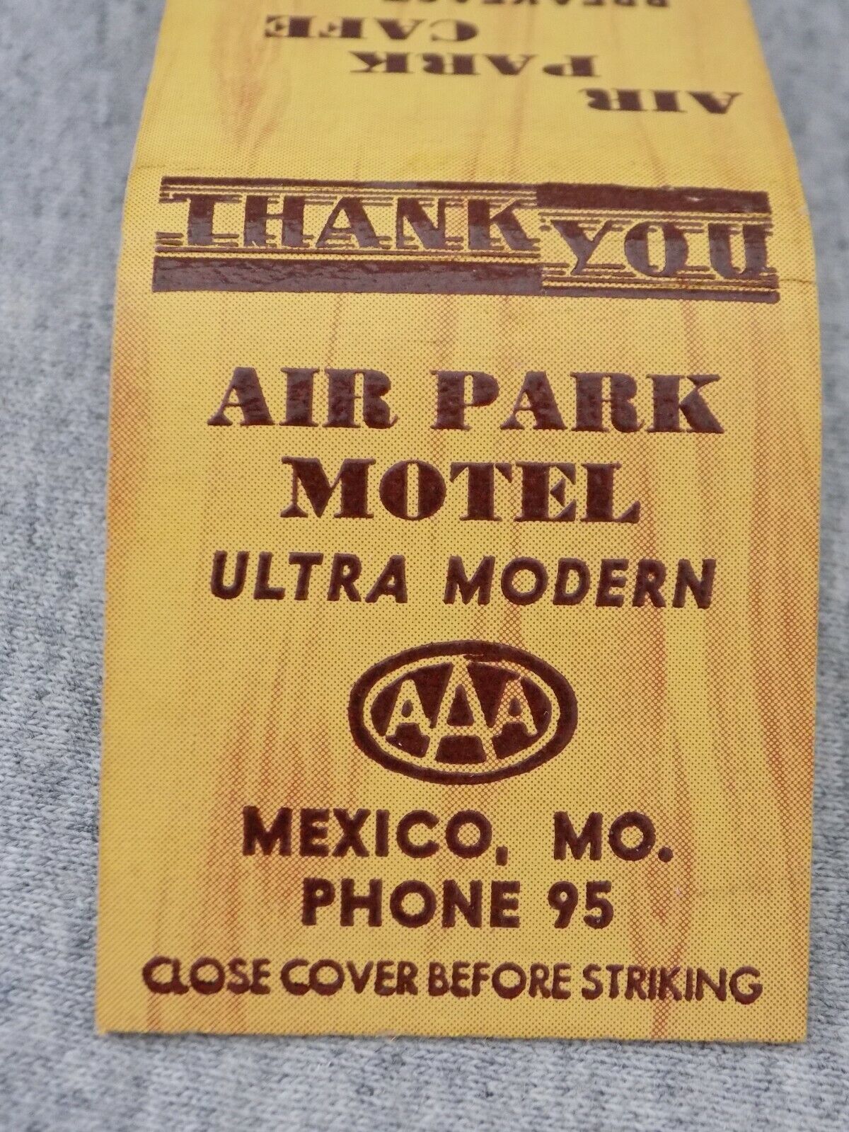 Vtg FS Matchbook Cover Air Park Motel & Cafe Mexico Missouri Ultra Modern AAA