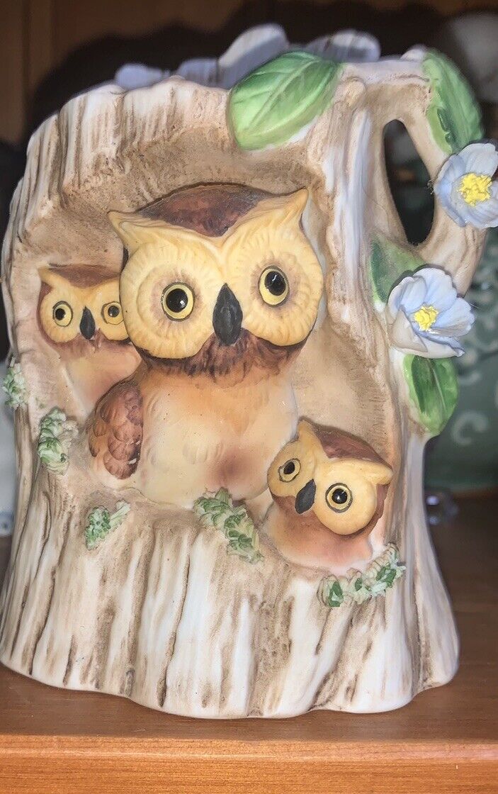 Collectible Vintage Enesco Bisque Porcelain Owl Family In Tree