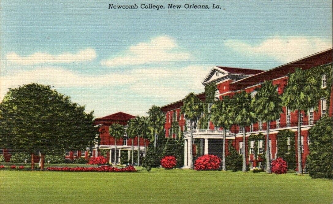 Postcard - Newcomb College for Women at Tulane, New Orleans, Louisiana, Vintage