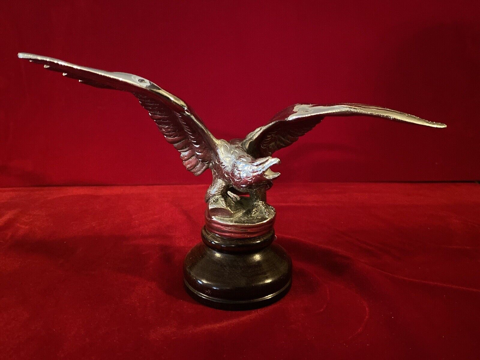 1920’s 1930’s American Eagle  Hood Ornament Mascot