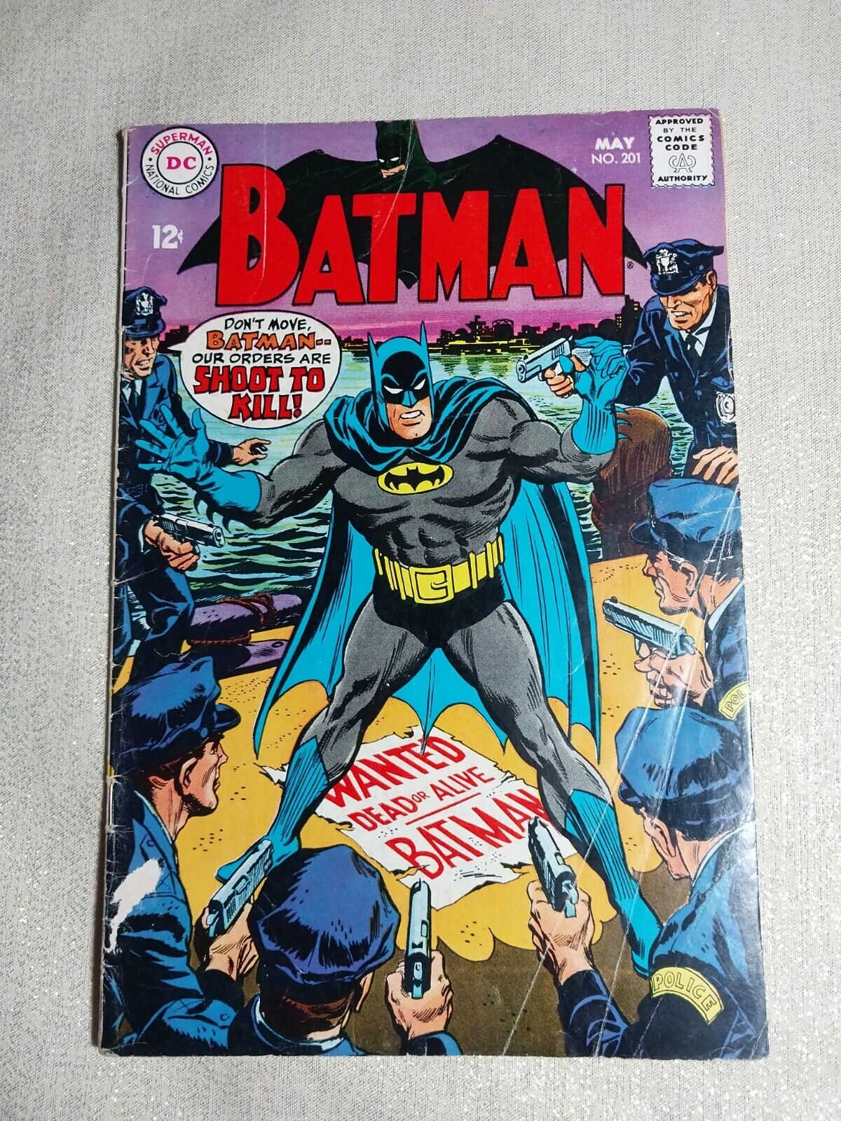 Batman May #201 DC Comics Silver Age \