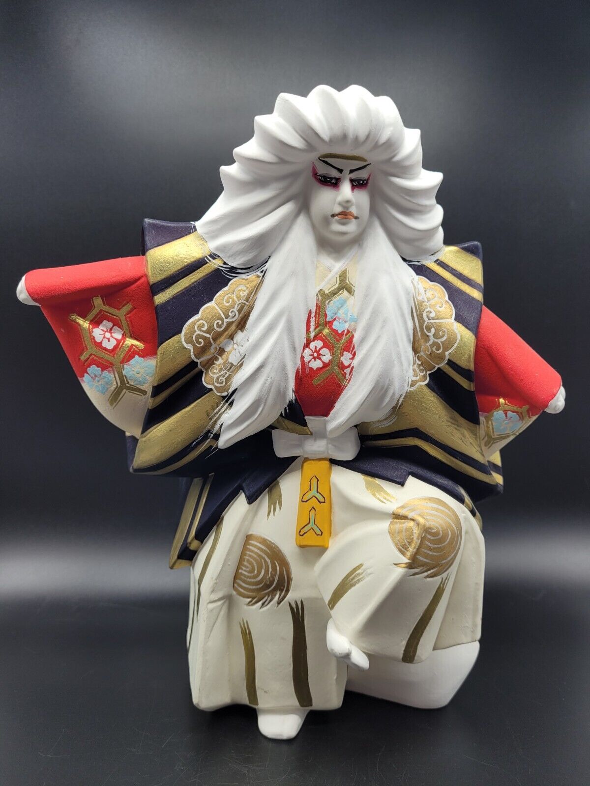 The Hamilton Collection Male Lion Dancer The Art Of Kabuki Signed Figure 