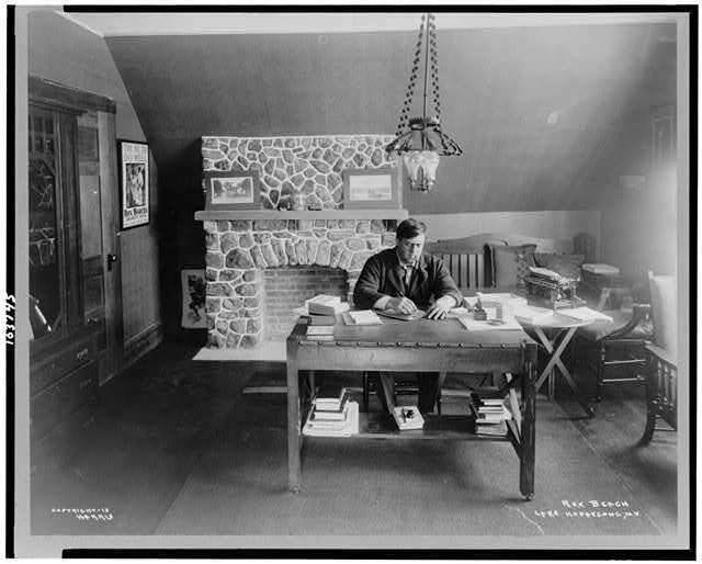 Rex Beach,writing,offices,desks,fireplaces,Lake Hopatcong,New Jersey,NJ,c1913